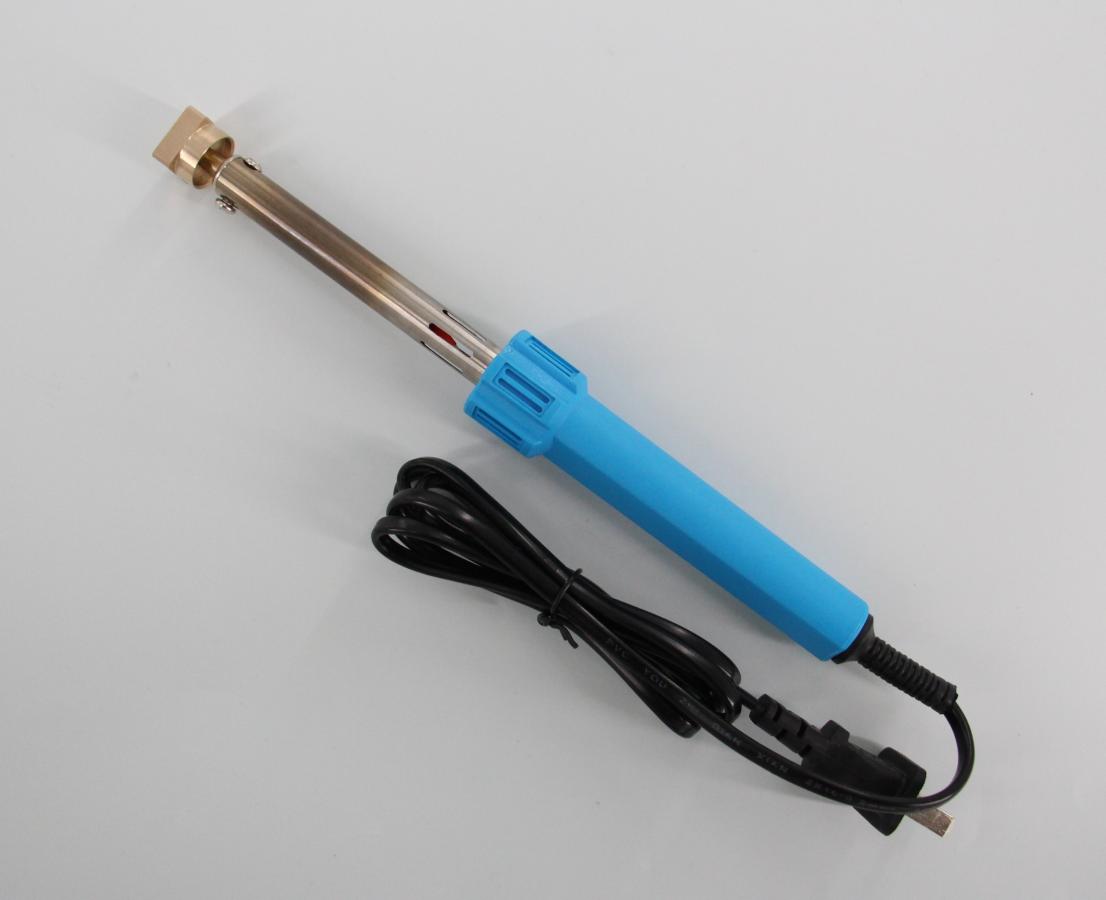 Universal tool for cutting holes in reflector sheet  i a set with one double tip